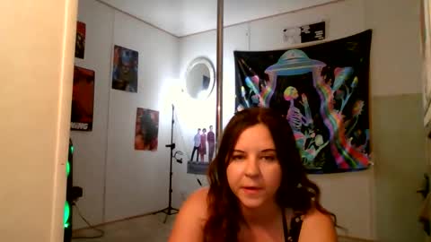 Snapshot of screamqueenp chatting on 05.25.26 PennyWise online show from 05.25.26