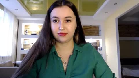 Elizabeth  online show from 12.10.24