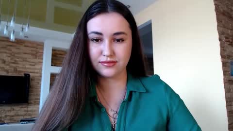 Elizabeth  online show from 02.25.25