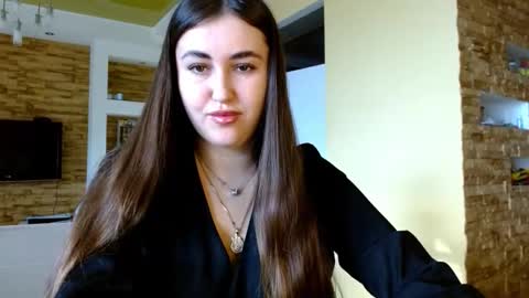 Elizabeth  online show from 10.16.25