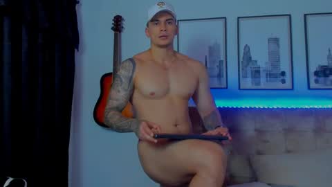 Sean Carrera online show from 01.08.25