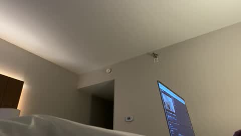 seanjohnsen online show from 11.19.25