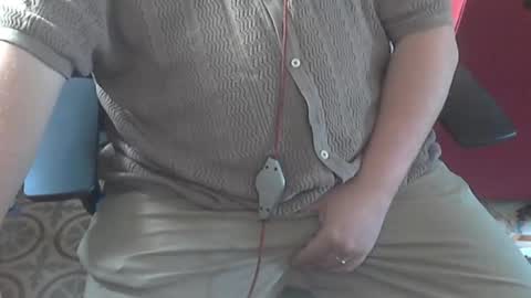 Snapshot of seathrough chatting on 09.29.25 Falco J online show from 09.29.25