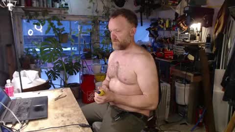 Seattlemanwhore online show from 04.19.26