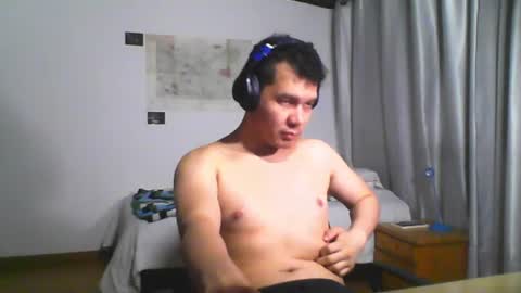 Snapshot of seb5759 chatting on 06.16.26 seb5759 online show from 06.16.26
