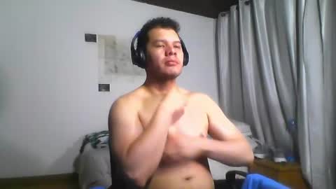 Snapshot of seb5759 chatting on 06.23.26 seb5759 online show from 06.23.26