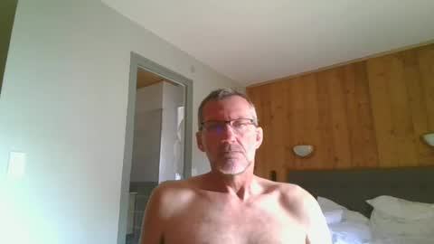 Snapshot of seb846894 chatting on 06.16.26 seb846894 online show from 06.16.26