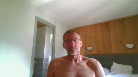 Snapshot of seb846894 chatting on 06.17.26 seb846894 online show from 06.17.26