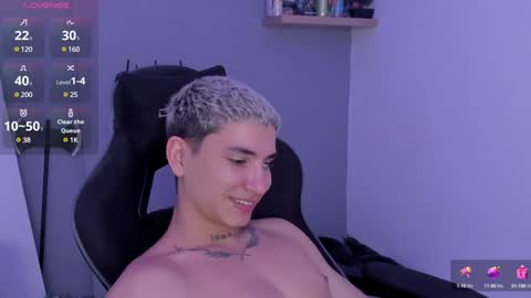 Snapshot of sebas__23 chatting on 01.13.25 Sebastin online show from 01.13.25