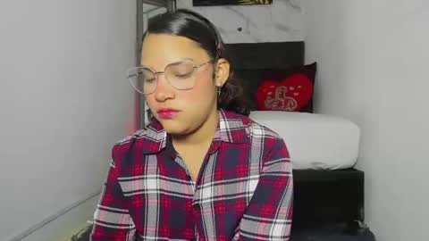 ely online show from 10.04.25