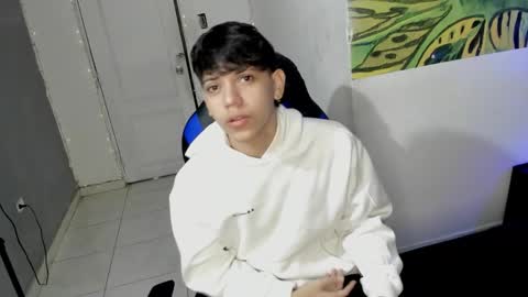 Snapshot of sebas_pretty7 chatting on 11.30.25 sebas_pretty7 online show from 11.30.25