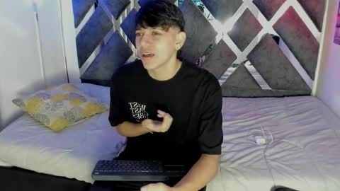 Snapshot of sebas_pretty7 chatting on 12.04.25 sebas_pretty7 online show from 12.04.25