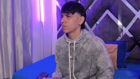 Snapshot of sebas_pretty7 chatting on 03.21.26 sebas_pretty7 online show from 03.21.26