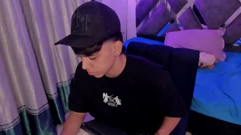 Snapshot of sebas_pretty7 chatting on 03.22.26 sebas_pretty7 online show from 03.22.26