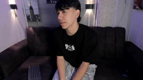 Snapshot of sebas_pretty7 chatting on 04.01.26 sebas_pretty7 online show from 04.01.26