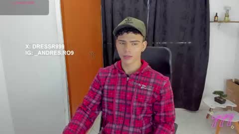 Snapshot of sebascuterouss chatting on 06.11.26 sebas 3 online show from 06.11.26