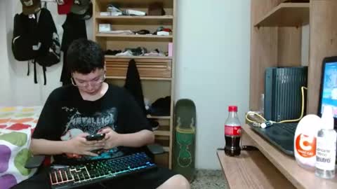 Snapshot of sebasslops chatting on 02.25.25 Sebas online show from 02.25.25