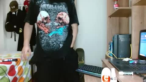 Snapshot of sebasslops chatting on 02.26.25 Sebas online show from 02.26.25