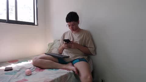 Snapshot of sebasslops chatting on 03.02.25 Sebas online show from 03.02.25