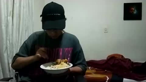 Snapshot of sebasslops chatting on 10.27.25 Sebas online show from 10.27.25