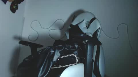 Sebastian online show from 11.08.25