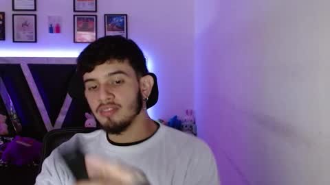 Snapshot of sebasxxl12 chatting on 10.20.25 Sebas online show from 10.20.25