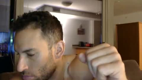 Snapshot of sebroyce chatting on 06.02.26 Sebastian Royce online show from 06.02.26