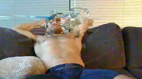 Snapshot of sebroyce chatting on 06.25.26 Sebastian Royce online show from 06.25.26