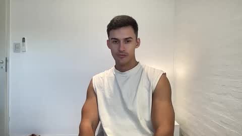 Snapshot of sebybeba chatting on 05.10.26 sebybeba online show from 05.10.26