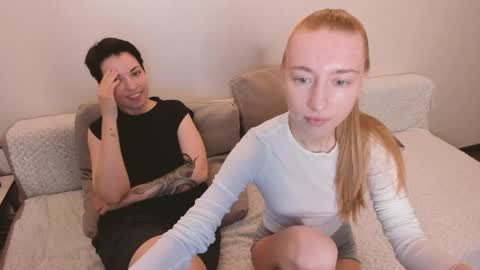 Snapshot of secret_dreams_ chatting on 05.31.26 Amanda and pair in a real life we love each other but can play with you online show from 05.31.26