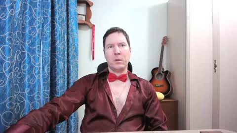 Snapshot of secret_lover_xxx chatting on 12.28.24 Secret lover XXX online show from 12.28.24