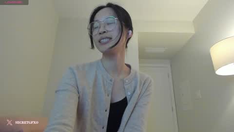 Angela online show from 12.10.24