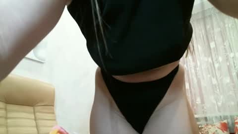 SecretLisa online show from 02.10.25