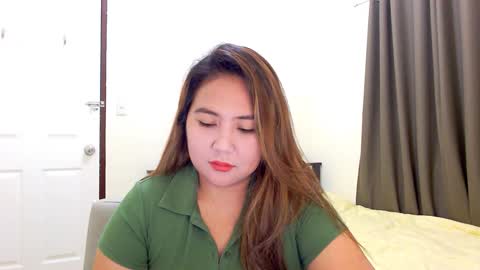 Snapshot of secretlover010101 chatting on 12.02.24 MILAN online show from 12.02.24