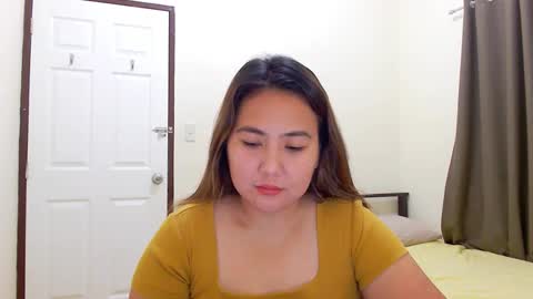 Snapshot of secretlover010101 chatting on 12.10.24 MILAN online show from 12.10.24