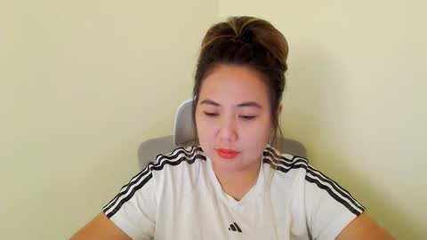 Snapshot of secretlover010101 chatting on 01.24.25 MILAN online show from 01.24.25