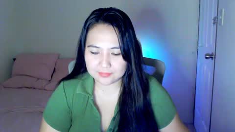 Snapshot of secretlover010101 chatting on 05.12.26 MILAN online show from 05.12.26