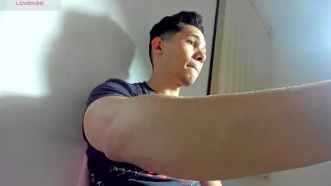 Snapshot of secretstudy_ chatting on 12.01.25 Mod pepe online show from 12.01.25