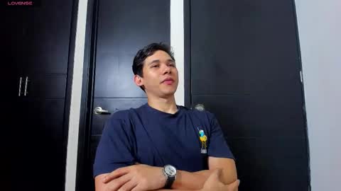 Snapshot of secretstudy_ chatting on 01.10.26 Mod pepe online show from 01.10.26