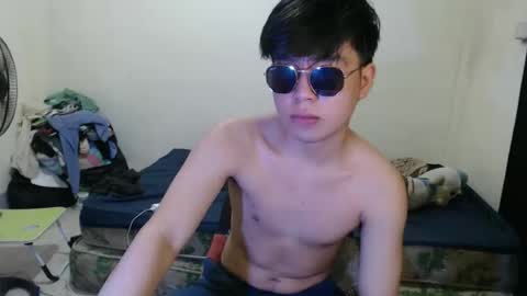 Snapshot of seduceme01 chatting on 11.28.25 seduceme01 online show from 11.28.25