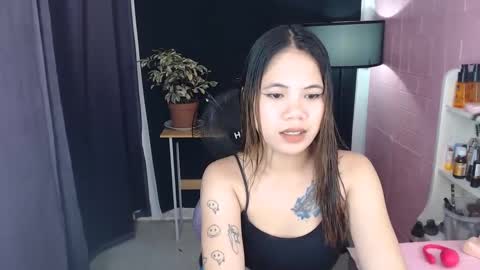 Snapshot of seductive_jhanna chatting on 02.15.25 seductive_jhanna online show from 02.15.25