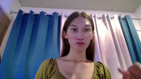 Snapshot of seductive_kimxxx chatting on 05.27.26 your miss universe kim online show from 05.27.26