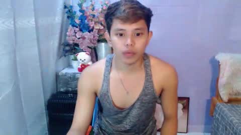 Snapshot of seductive_maxxx chatting on 05.15.26 Max online show from 05.15.26