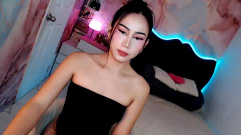 Snapshot of seductive_vana chatting on 07.14.26 Vanessa online show from 07.14.26