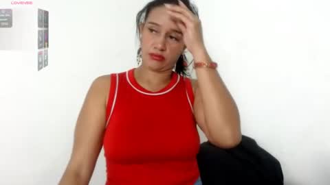 Snapshot of seductivespellvagina80 chatting on 07.30.26 Estefany online show from 07.30.26