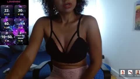 Snapshot of seductress_malia chatting on 05.06.26 seductress_malia online show from 05.06.26