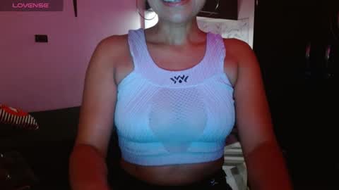 Snapshot of seductress_malia chatting on 07.21.26 seductress_malia online show from 07.21.26