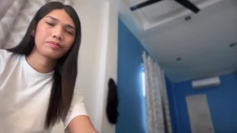 sara online show from 10.13.25