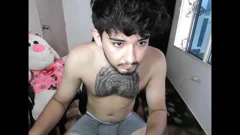 Snapshot of seduxionduo chatting on 11.16.25 seduxionduo online show from 11.16.25