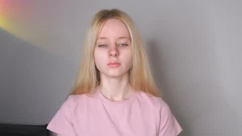 Snapshot of seebunny chatting on 06.09.26 See Its honey bunny im Lana online show from 06.09.26